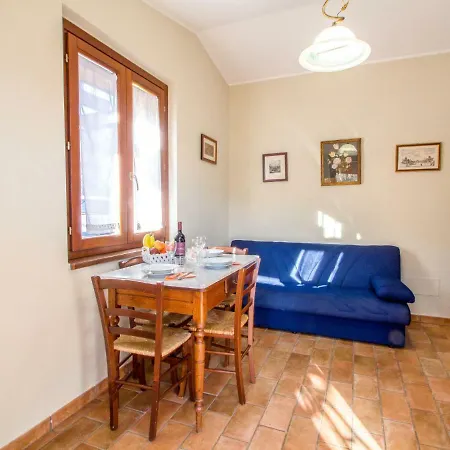Locazione Turistica Sambrone-6 公寓